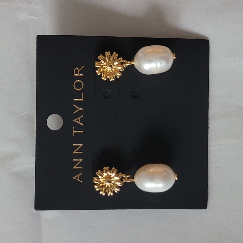 Pearl Drop earrings